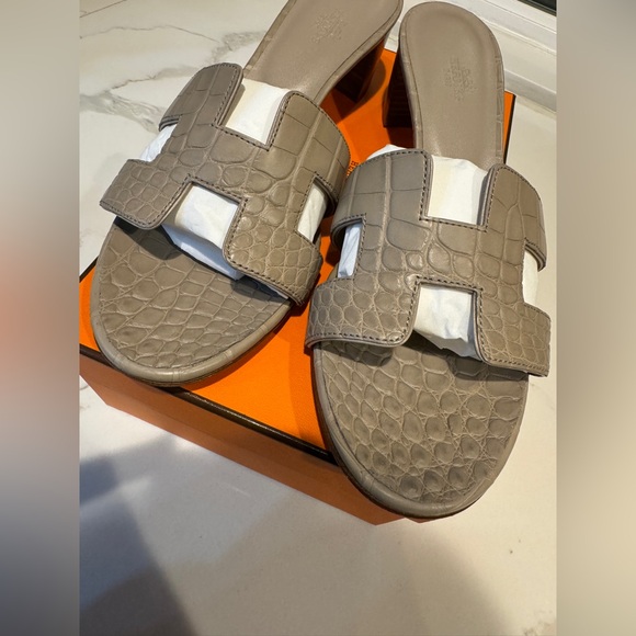Hermes Oasis Custom Alligator Sandals Size 41.5 - Picture 13 of 15